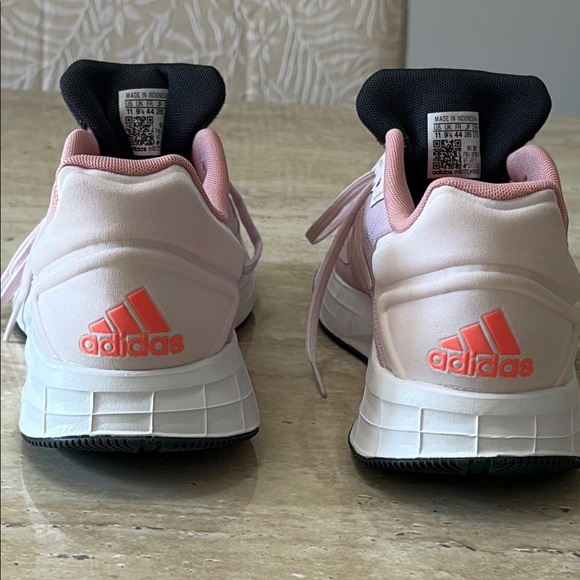 Adidas Pink and Black Athletic Shoes with Breathable Mesh-Excellent Condition - Picture 4 of 9